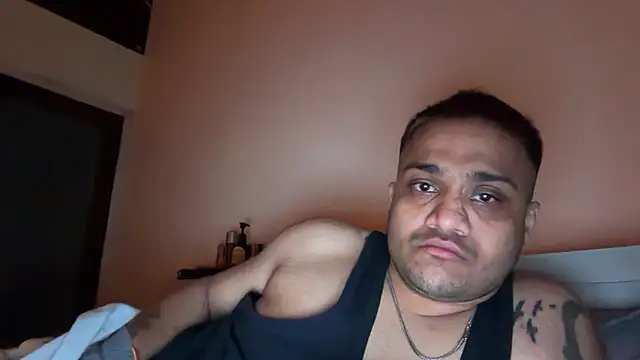 TroubledRam webcam