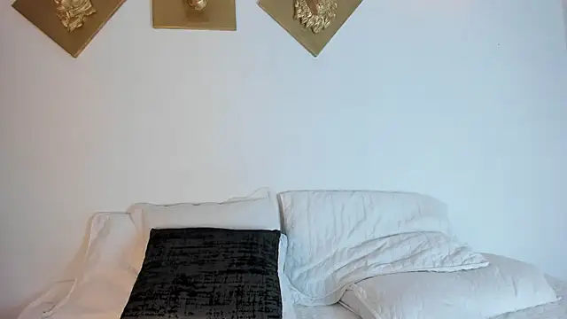 CharlottePetitte webcam