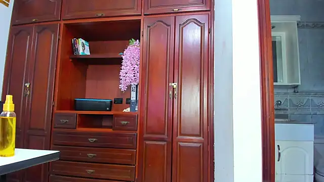 ValkiriaContee webcam