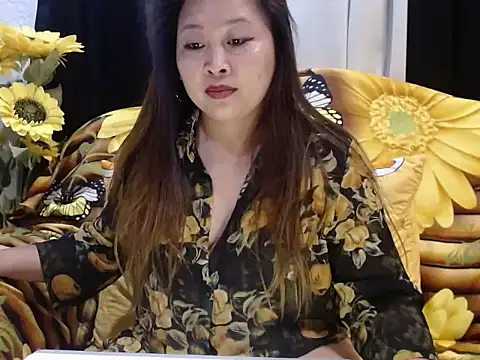 UrSweetClassyPinay webcam