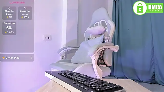 zoe_37 webcam