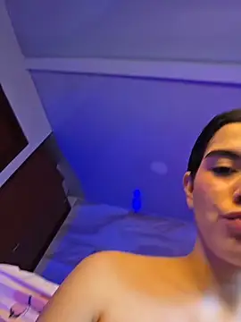 -Nahomi- webcam