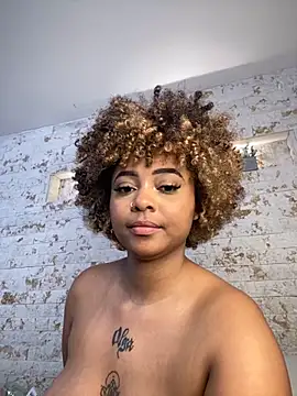 pamela_west webcam