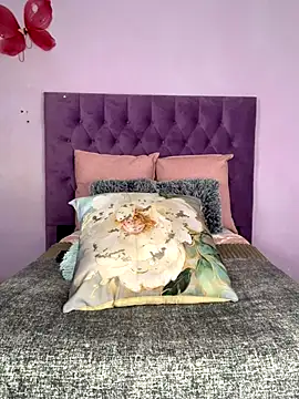 VeryGoodBadGirl1 webcam