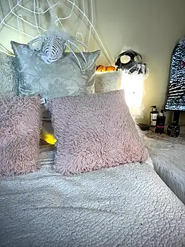 AriaHeavenss webcam