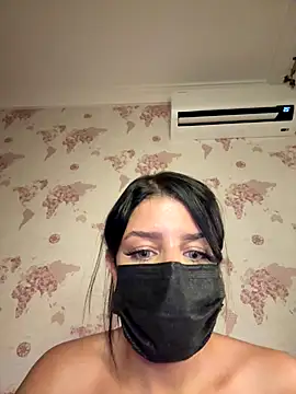 shanelle0 (F young) - Naked boobs🔥🥵
