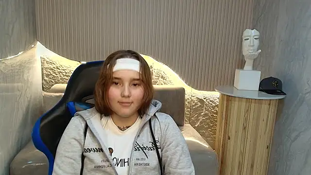 black_russo_r webcam
