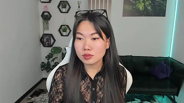 LunaPurrr webcam