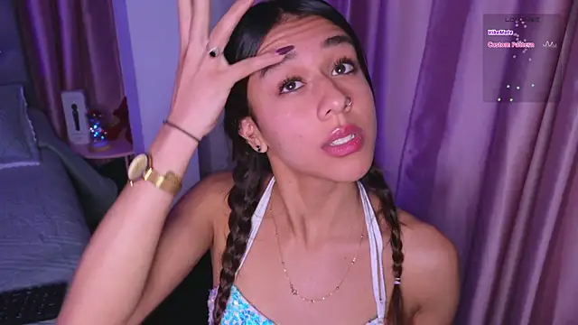 Emiily_Scott1 webcam