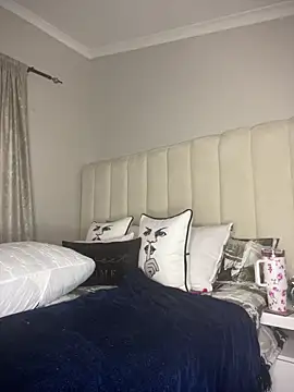 Bustygoddess32
