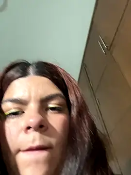 SuzzieSweet webcam