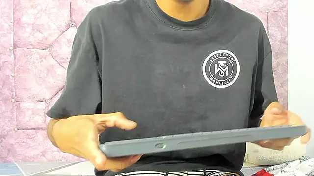 sexy_latin_cum webcam