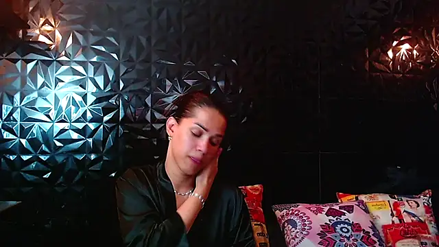 PINK__LOLA1 webcam
