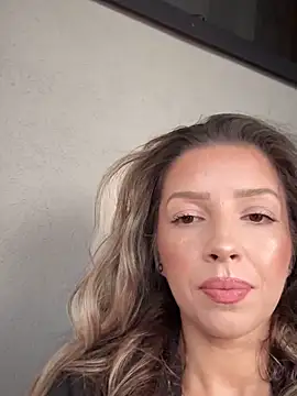 SoniaDeviis webcam