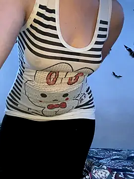 Nina-Chick777 webcam