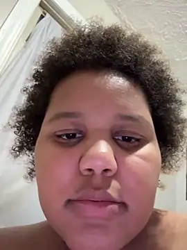 chocolate_bella webcam