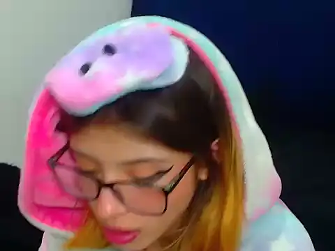 KratosAfroditacs webcam