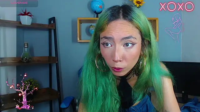Erika_Stevens webcam