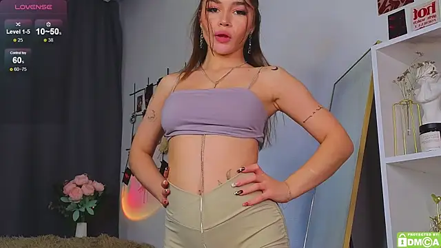 Caroline__Brown webcam