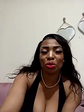 SEXYMOANSXX webcam