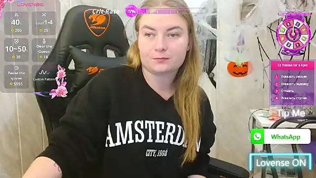 ElenaMaeer webcam