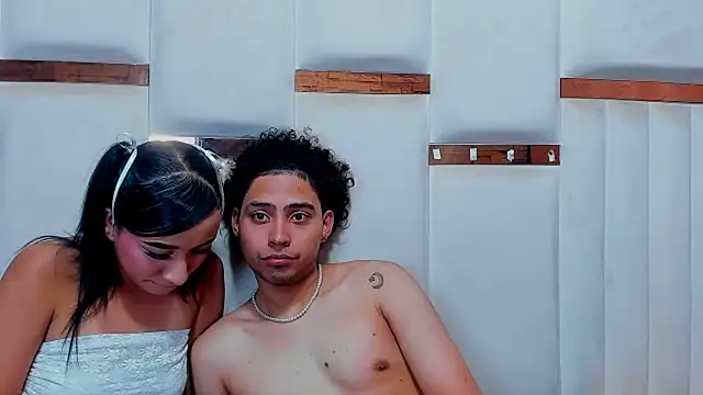KiaraandEnzzo_ webcam