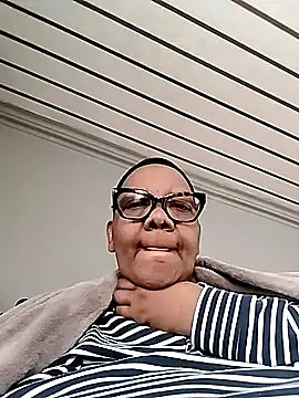 SEXYBOOBSNASS webcam