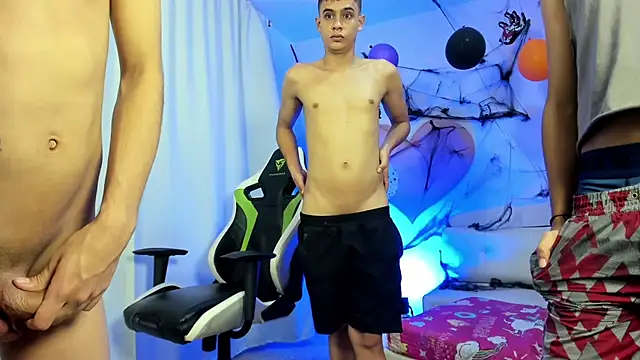 Twinks_boys_