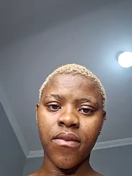 CertifiedhottieXOXO webcam