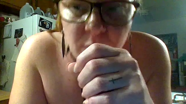 ScrawburryBBW webcam