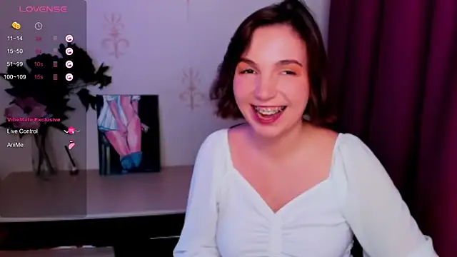 KindHazelHere_ webcam