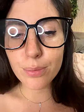 mysterygirl7 (F young) - Branlette esp- Titsjob + photo LT 🎁