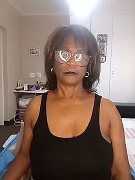 Hotgrannyx webcam
