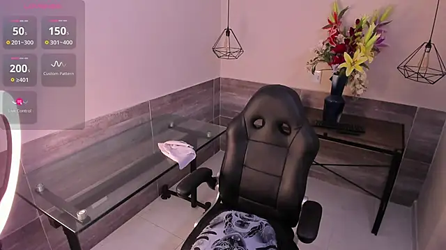 LucianaCarter webcam