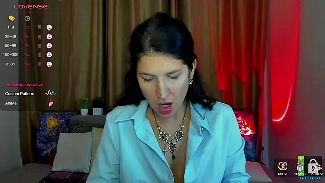 Alianna_Solo_Kisses webcam