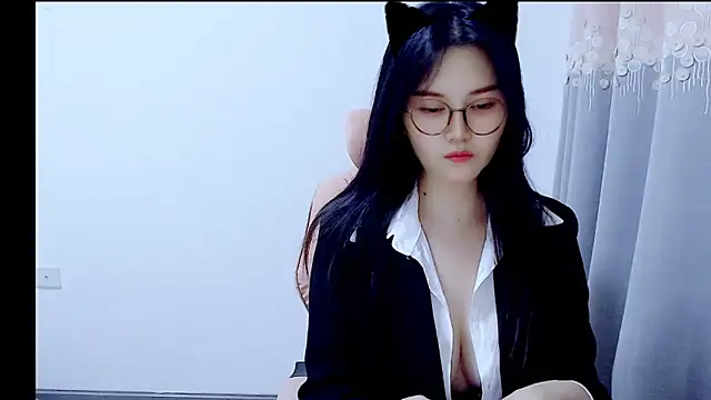 Little-sweet webcam