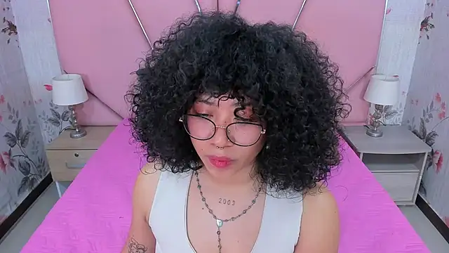 SafiroAgataaa webcam