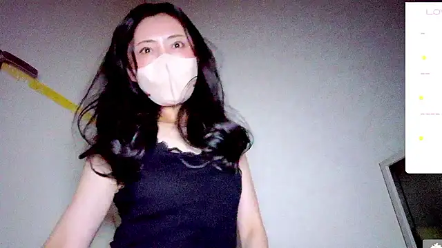 mai_cha00 webcam
