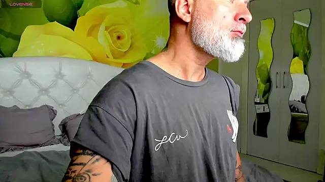 BlowMyXXL webcam