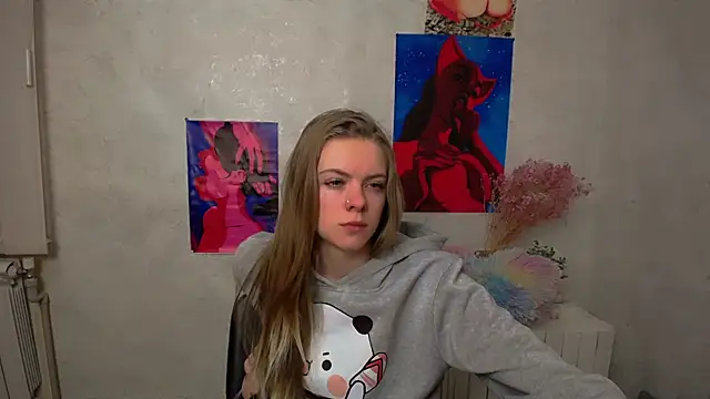 AliceFlirtt_ webcam