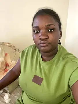sweet18creamybigpussy webcam