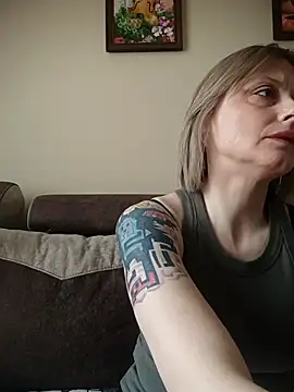 MySweetcum69 webcam