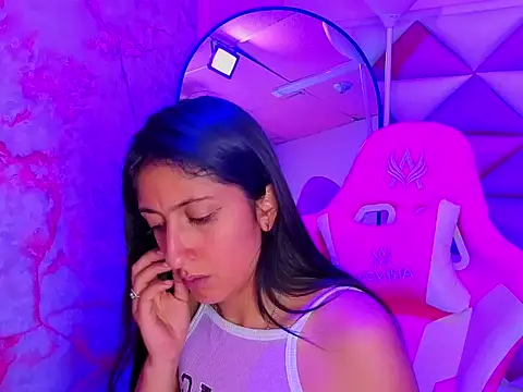Cameron_cutte webcam