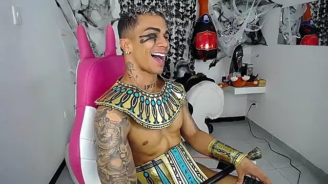 Leonard_Price webcam
