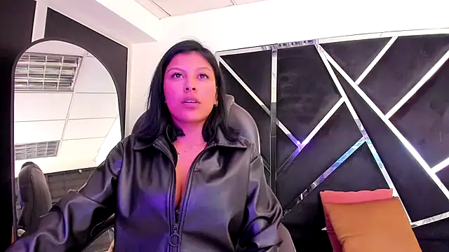 Salmaportman69 webcam