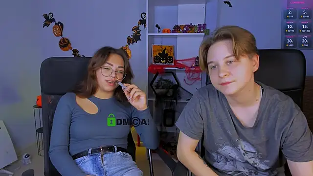 kiki_swan webcam