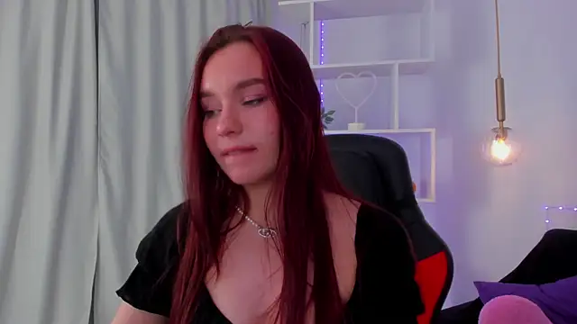 NoraHaynes webcam