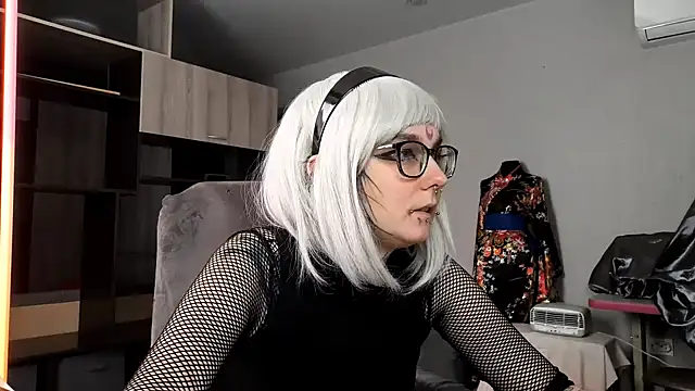 HighelikeGirl webcam