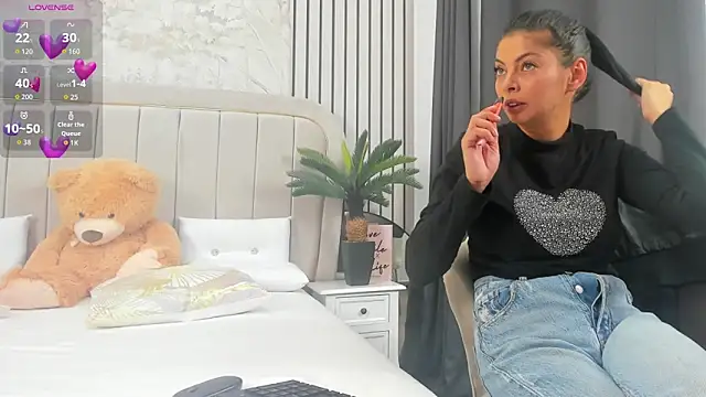 DaryaReed webcam