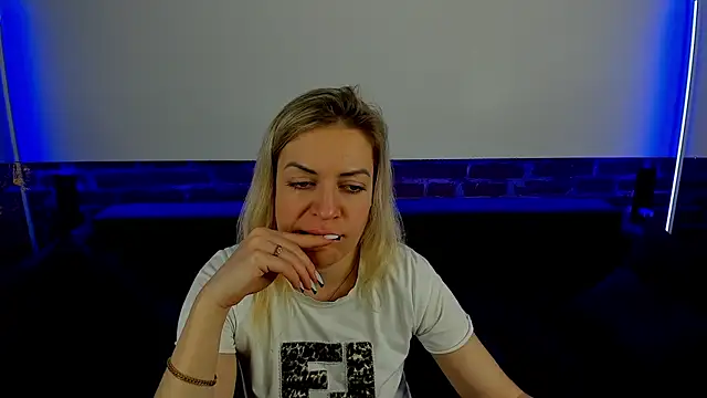 Anna_Snows webcam